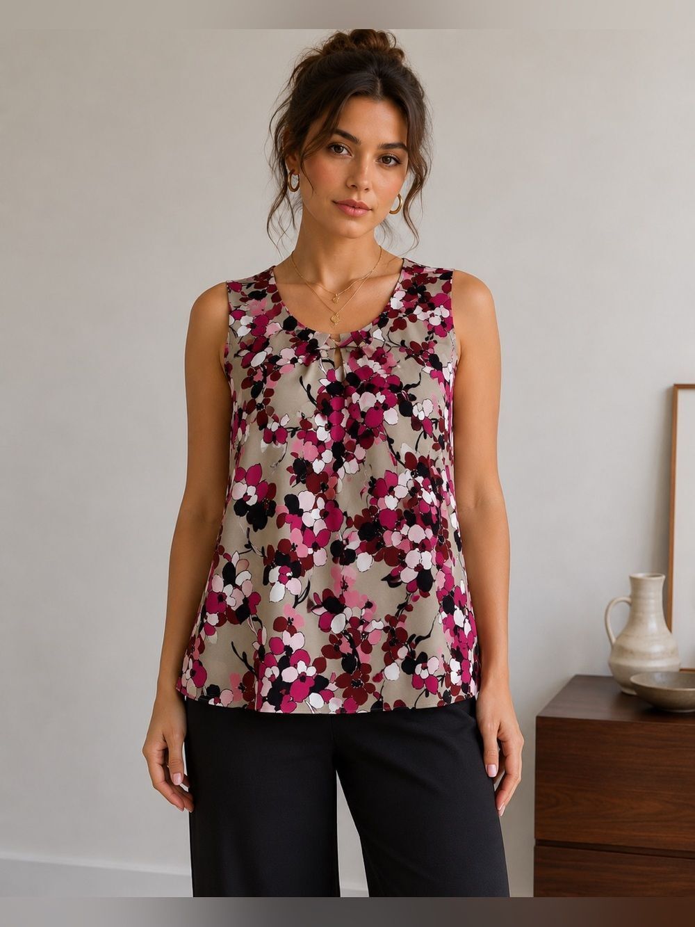 Tommy Hilfiger Women’s Sleeveless Blouse Top Floral Print Size L